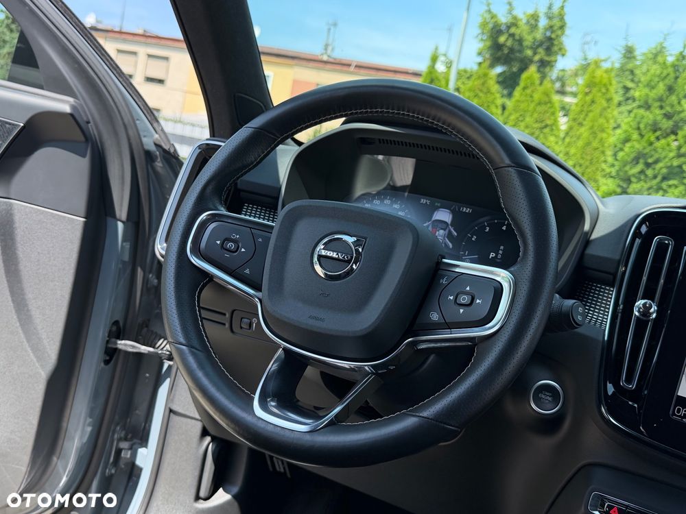 Volvo XC 40 B4 B Geartronic RDesign - 22