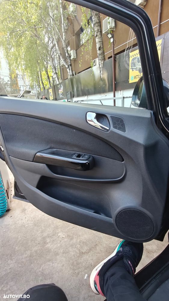 Opel Corsa - 3
