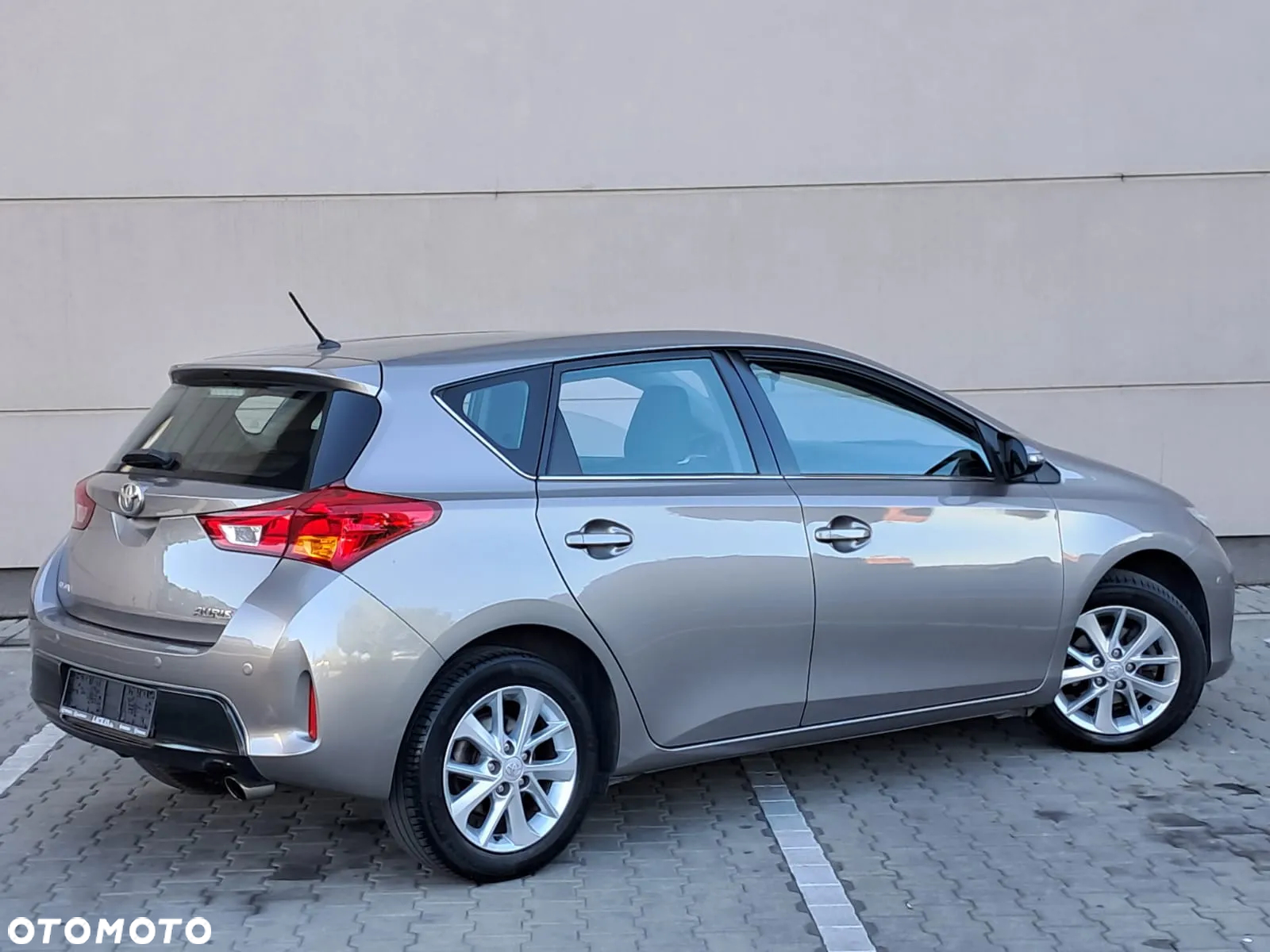 Toyota Auris 1.6 Valvematic START Edition - 16