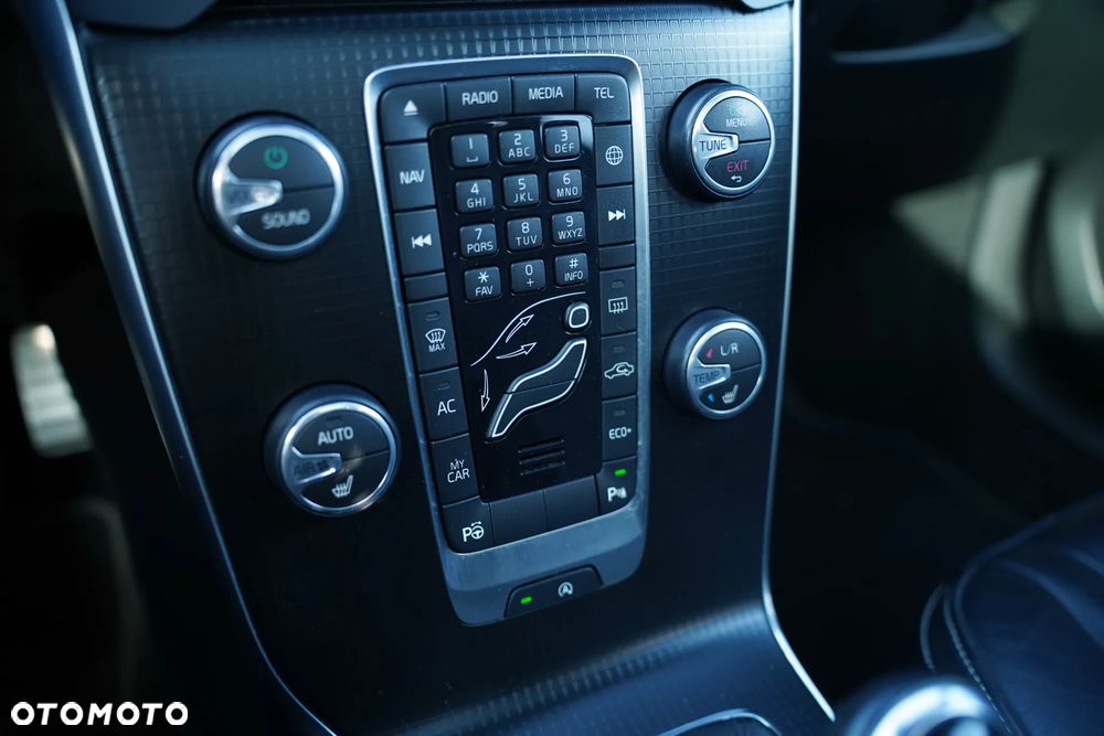 Volvo V40 T4 Geartronic RDesign - 34