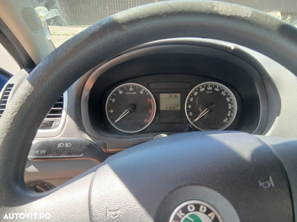 Skoda Roomster 1.2 Comfort - 4