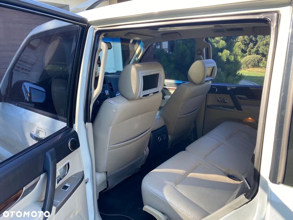 Mitsubishi Pajero 3.8 V6 Automatik Instyle - 3