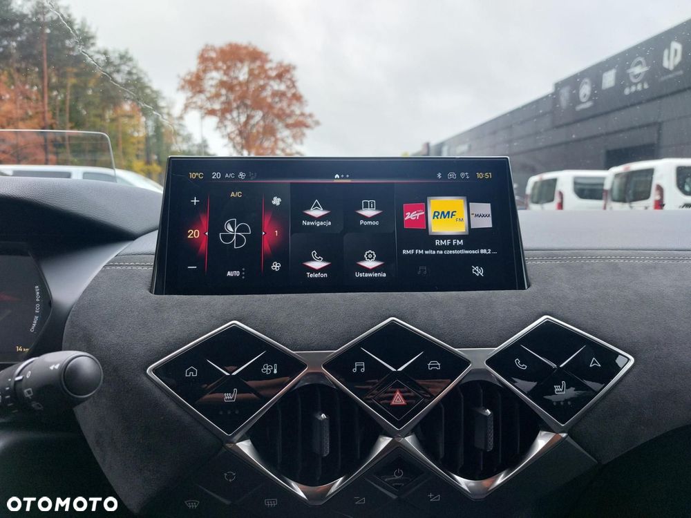 DS Automobiles DS 3 Crossback mHEV Étoile e-DCS6 - 21