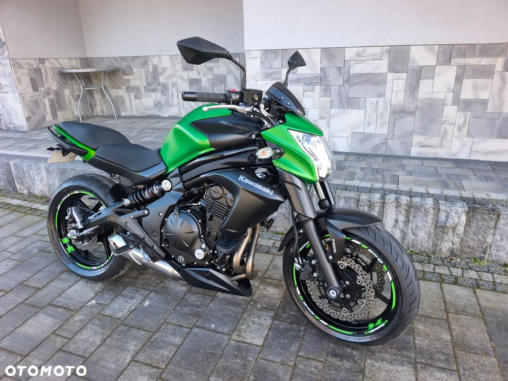 Kawasaki ER - 2