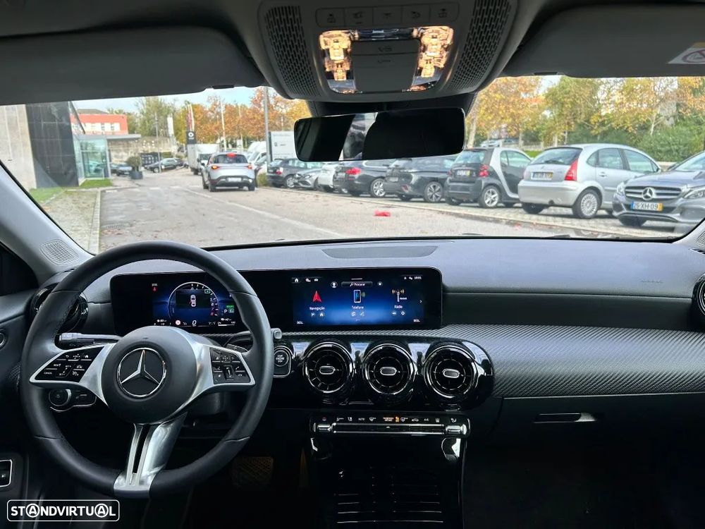 Mercedes-Benz A 250 Limousine e - 3