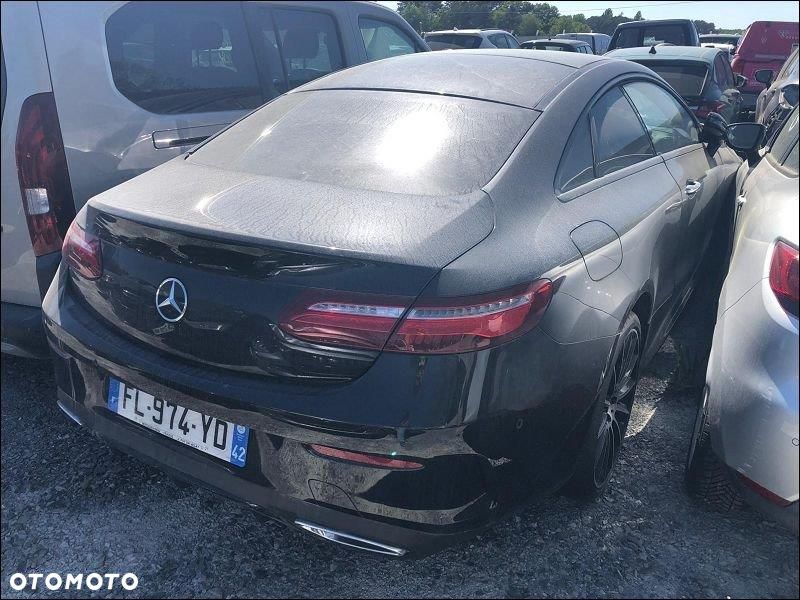 Mercedes-Benz Klasa E - 6