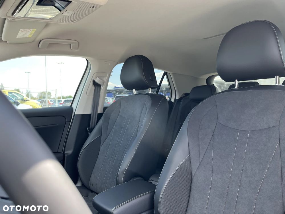 Volkswagen T-Roc 1.5 eTSI Style DSG - 11