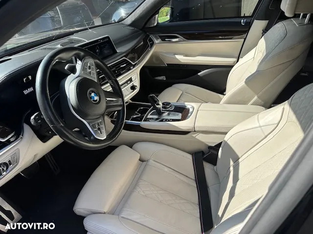 BMW Seria 7 750Li xDrive - 10