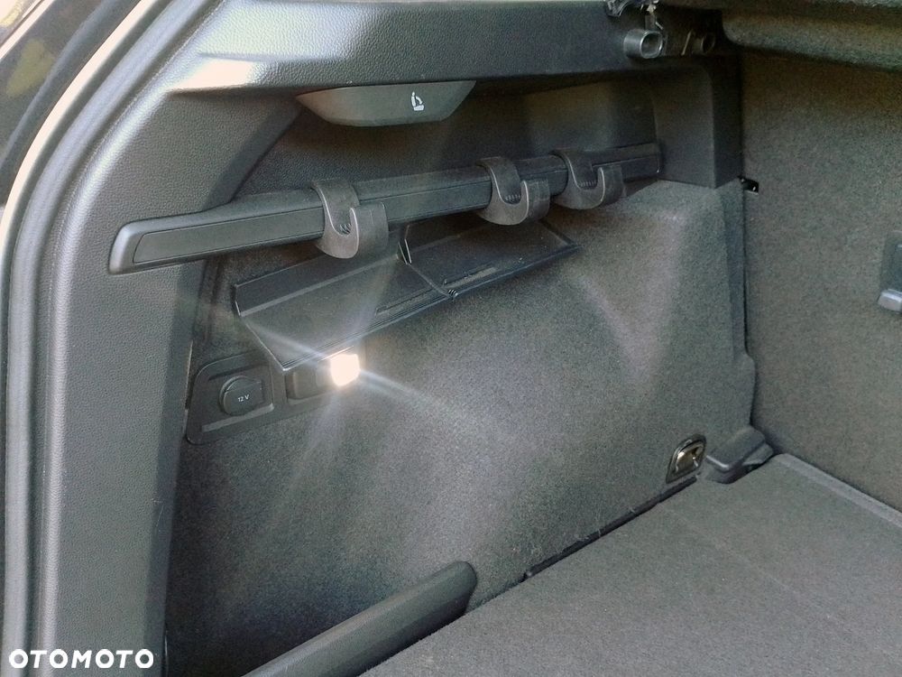 Skoda Karoq 1.5 TSI ACT 4x2 Ambition DSG - 25