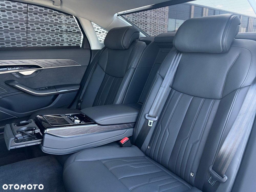 Audi A8 - 27