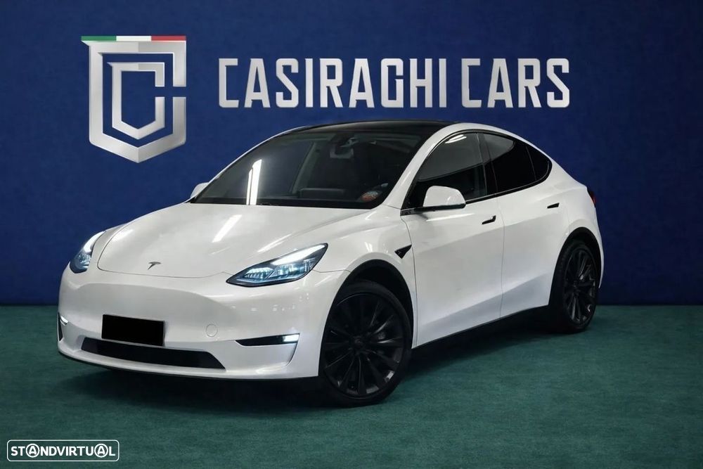 Tesla Model Y - 1