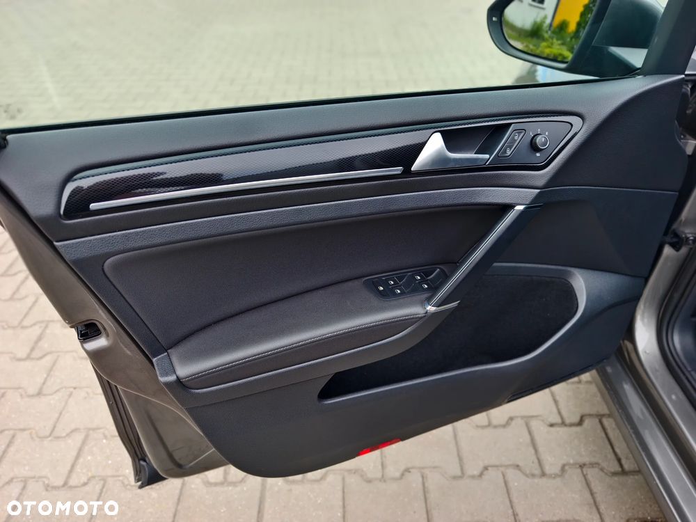 Volkswagen Golf 2.0 BlueTDI DSG Highline - 6