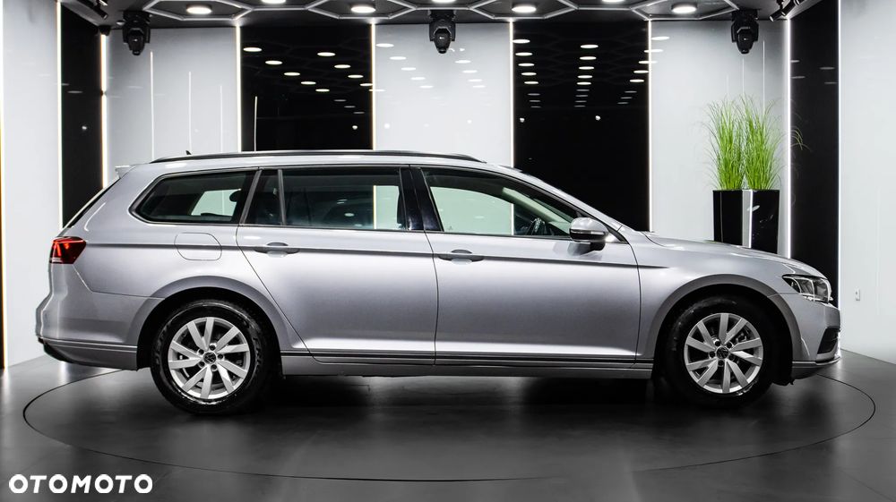 Volkswagen Passat Variant 1.5 TSI EVO Essence - 8