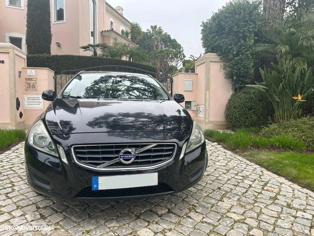 Volvo V60 2.0 D3 Momentum - 15