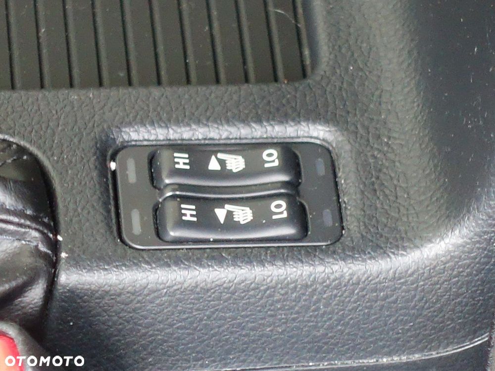 Subaru XV 2.0i Lineartronic Edition Pure Red - 31