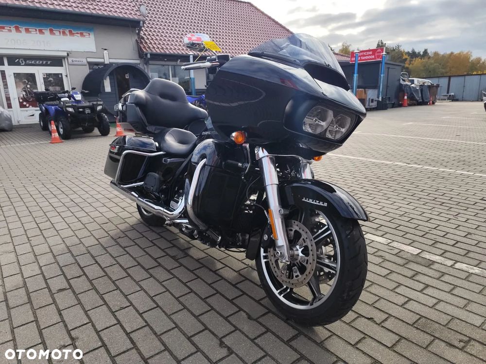 Harley-Davidson Touring Road Glide - 1