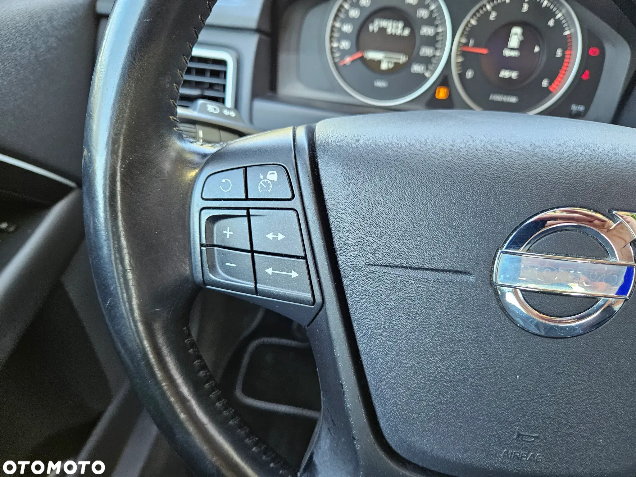 Volvo V70 D3 Dynamic Summum - 16