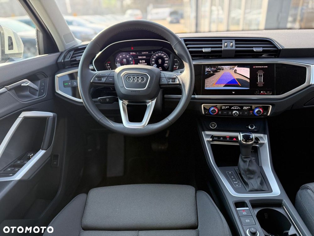 Audi Q3 Sportback - 22