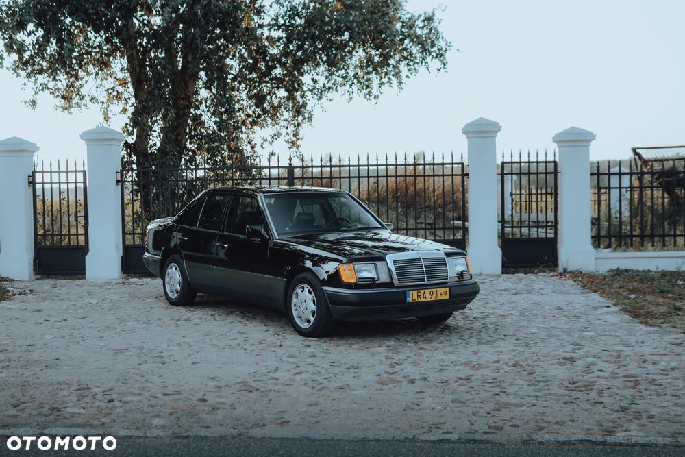 Mercedes-Benz W124 (1984-1993) - 15