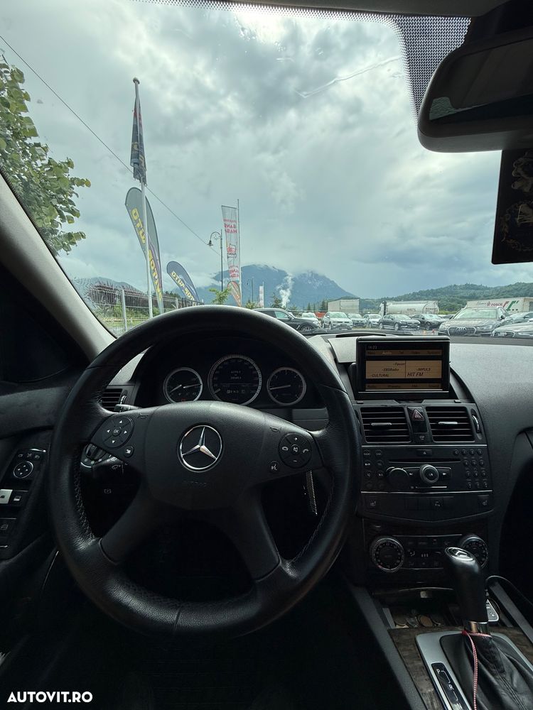 Mercedes-Benz C - 11