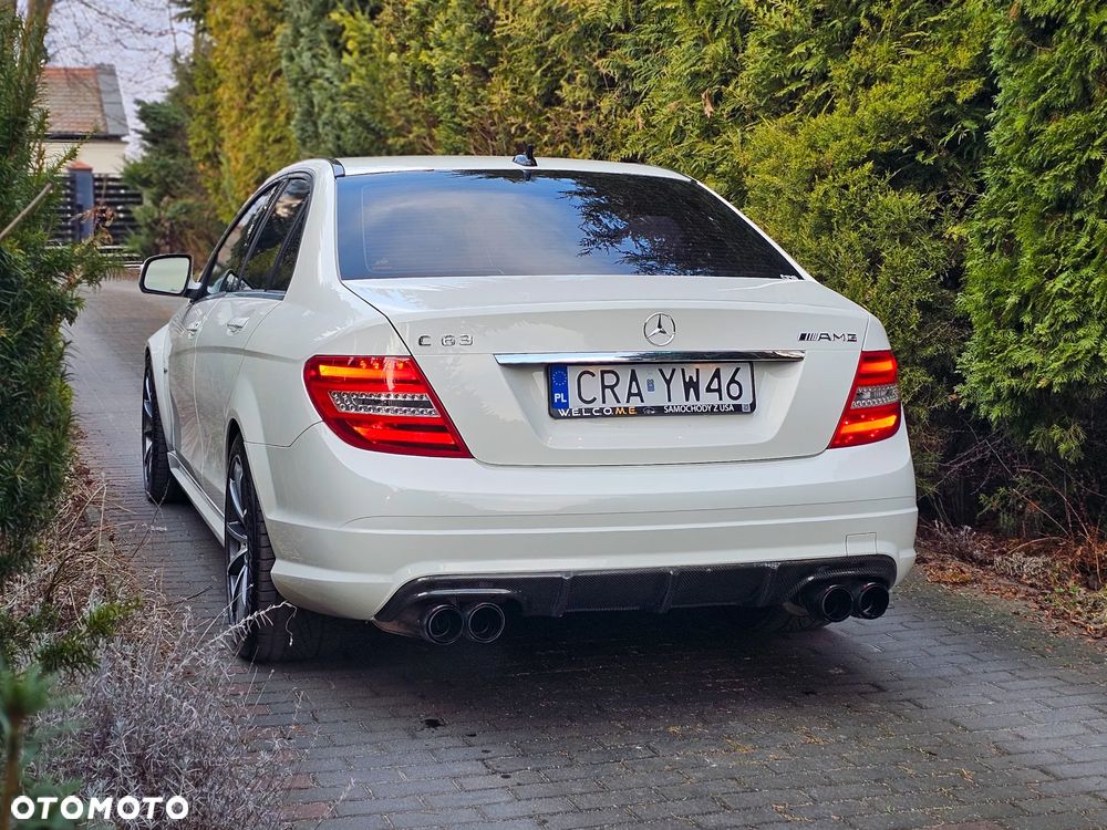 Mercedes-Benz Klasa C 63 AMG 7G-TRONIC - 13