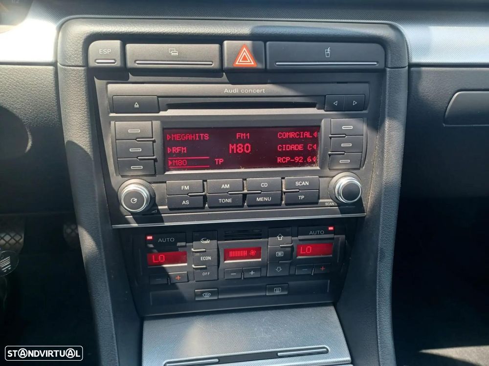 Audi A4 2.0 TDI S-line - 14