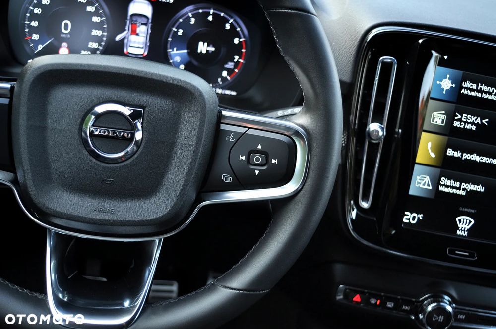 Volvo XC 40 T3 - 28
