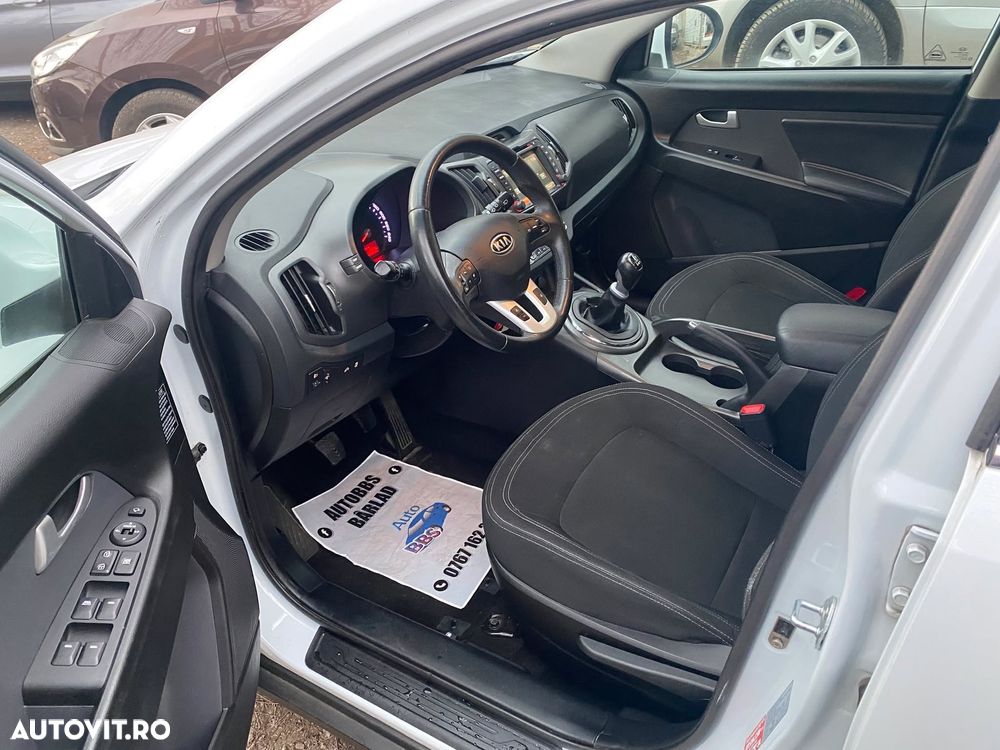 Kia Sportage 1.7 CRDI 2WD Attract - 6