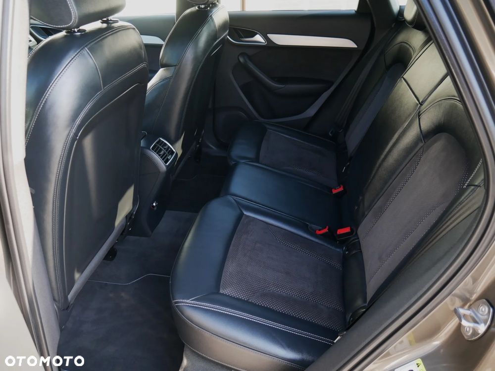 Audi Q3 2.0 TDI Quattro Design S tronic - 27