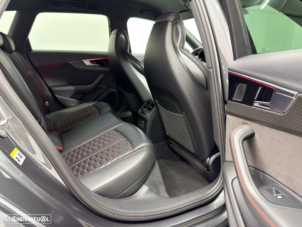 Audi RS4 Avant 2.9 TSI quattro Tiptronic - 25