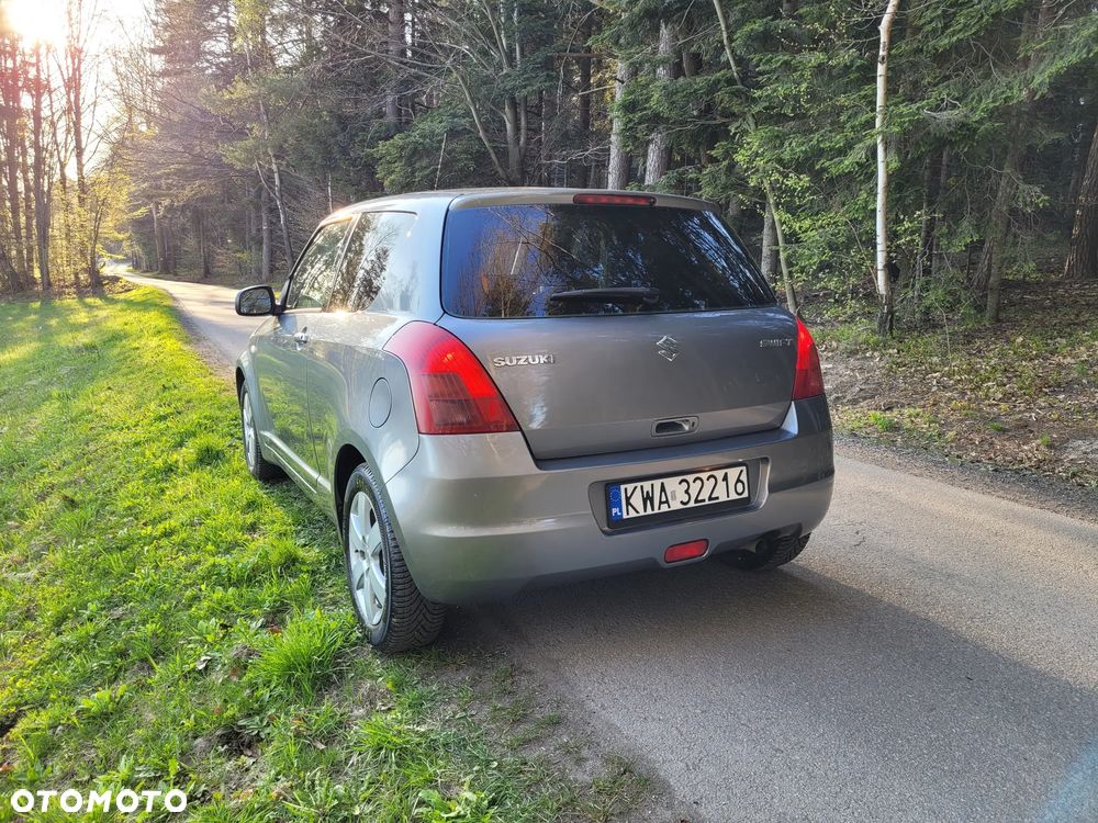 Suzuki Swift 1.3 Classic - 4