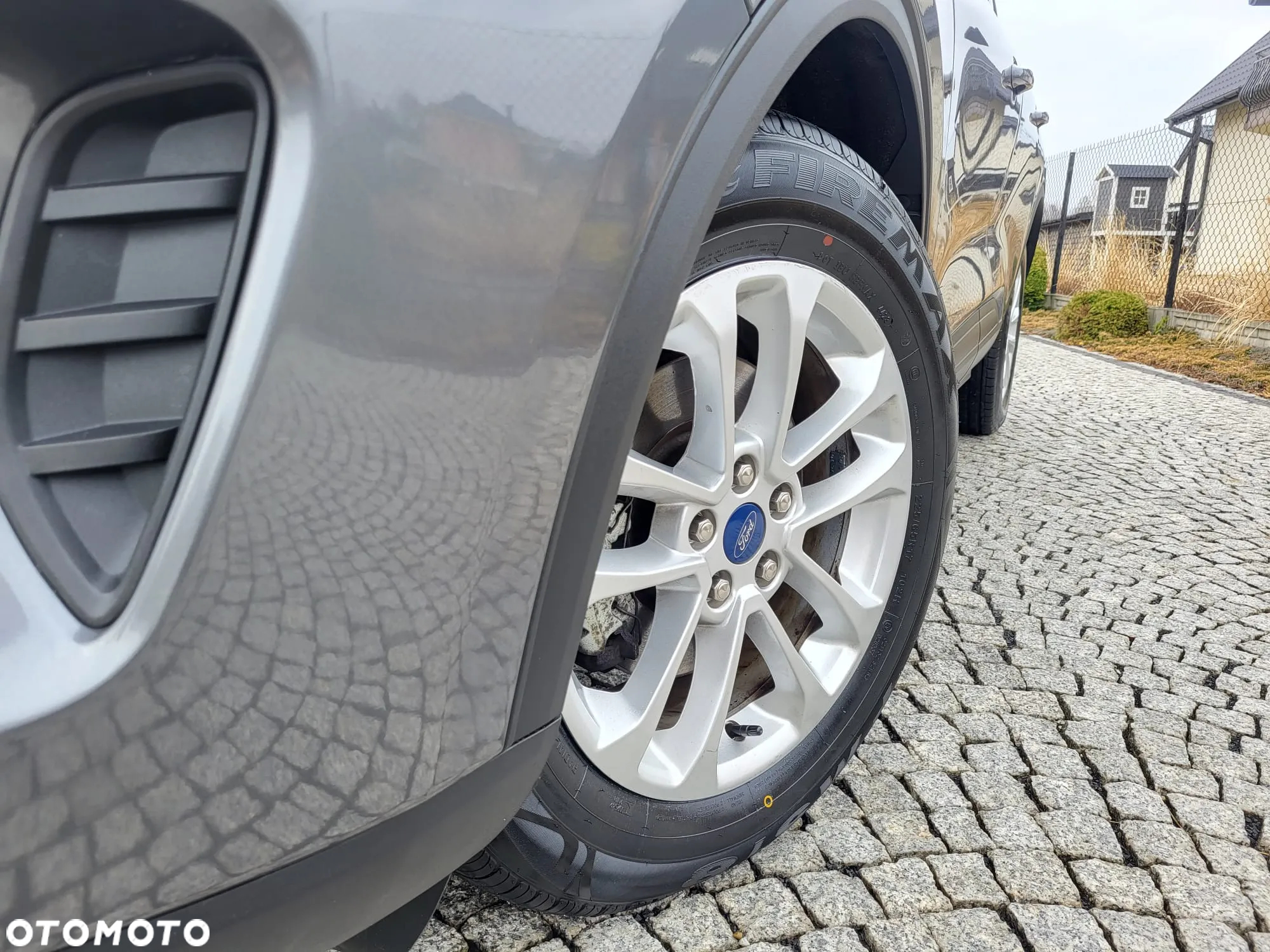 Ford Kuga - 9