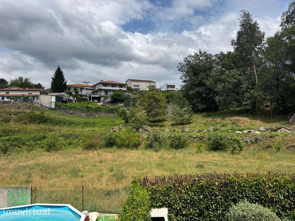 Terreno de 1.659 m² | Pontido, Póvoa de Lanhoso - Grande imagem: 3/5