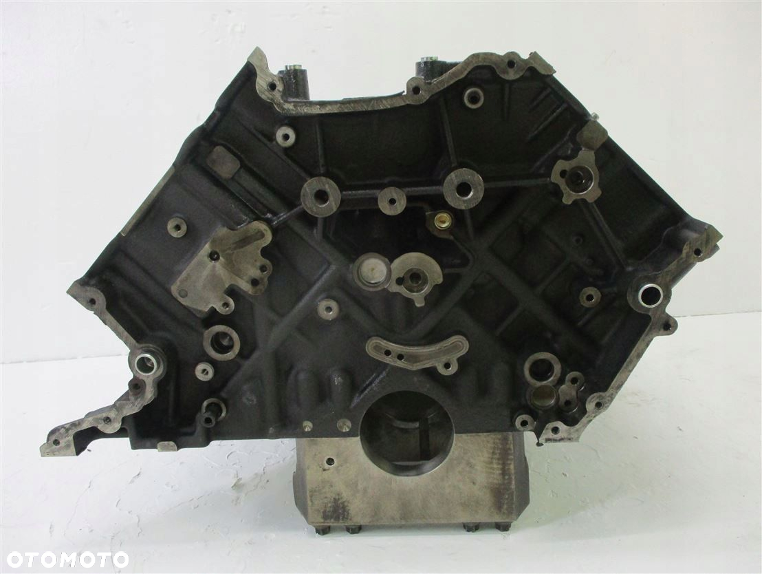 BLOK SILNIKA AUDI A8 D4 Q7 4.2 TDI V8 CDS 057023G - 12