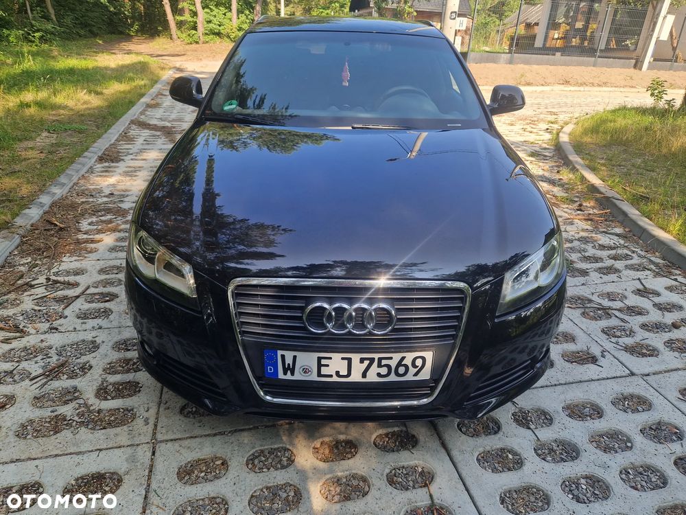 Audi A3 Sportback 2.0 TDI DPF S line Sportpaket - 4