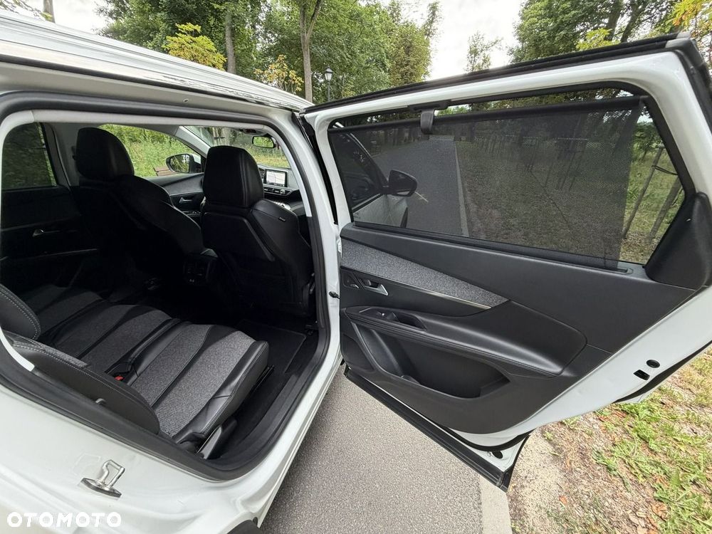 Peugeot 5008 - 29