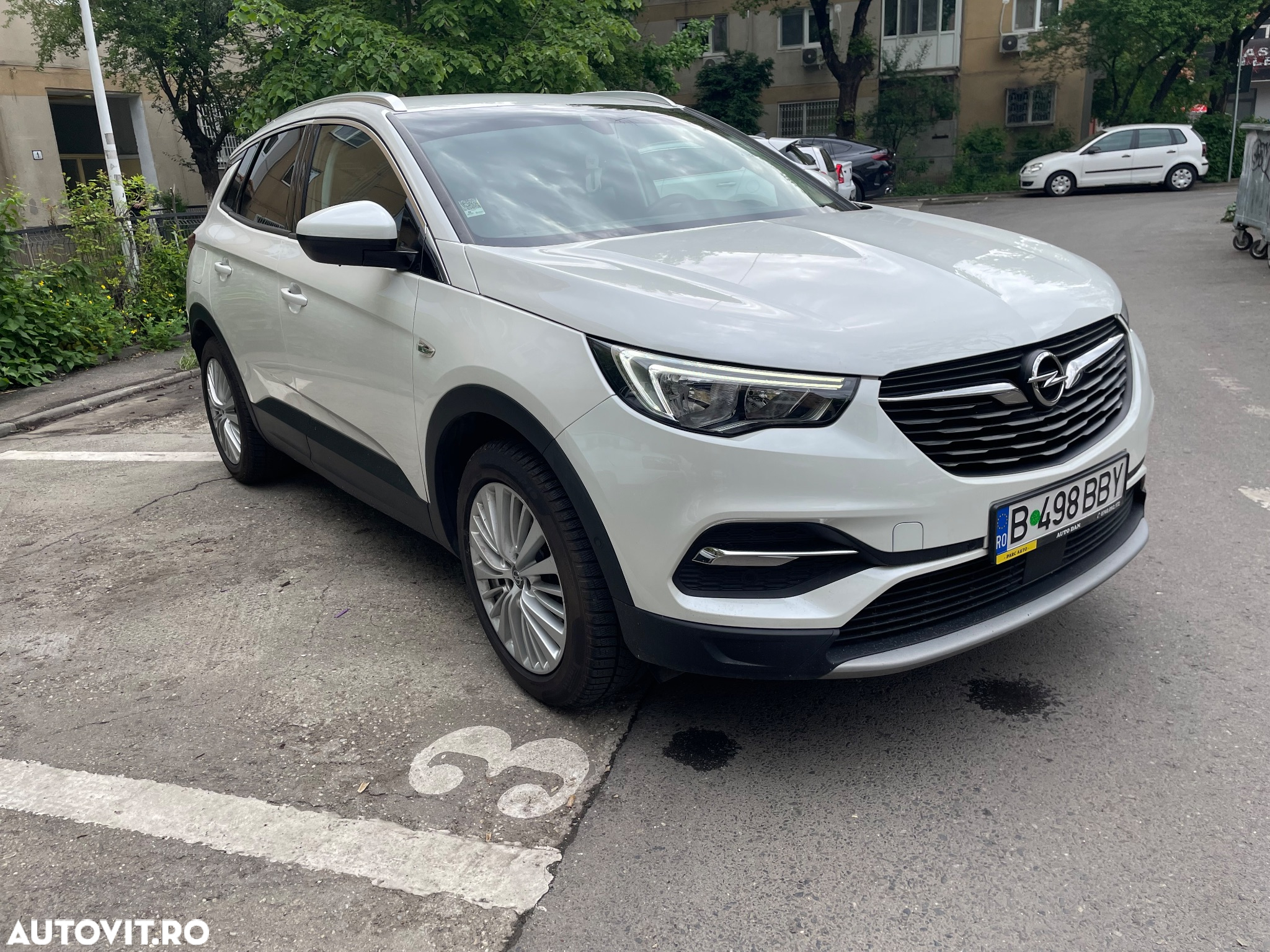 Opel Grandland X 1.5 START/STOP Elegance - 2