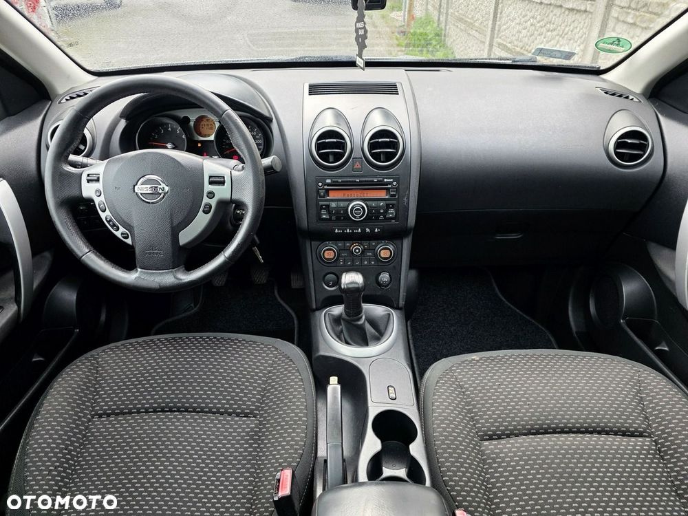 Nissan Qashqai 1.6 Visia - 11