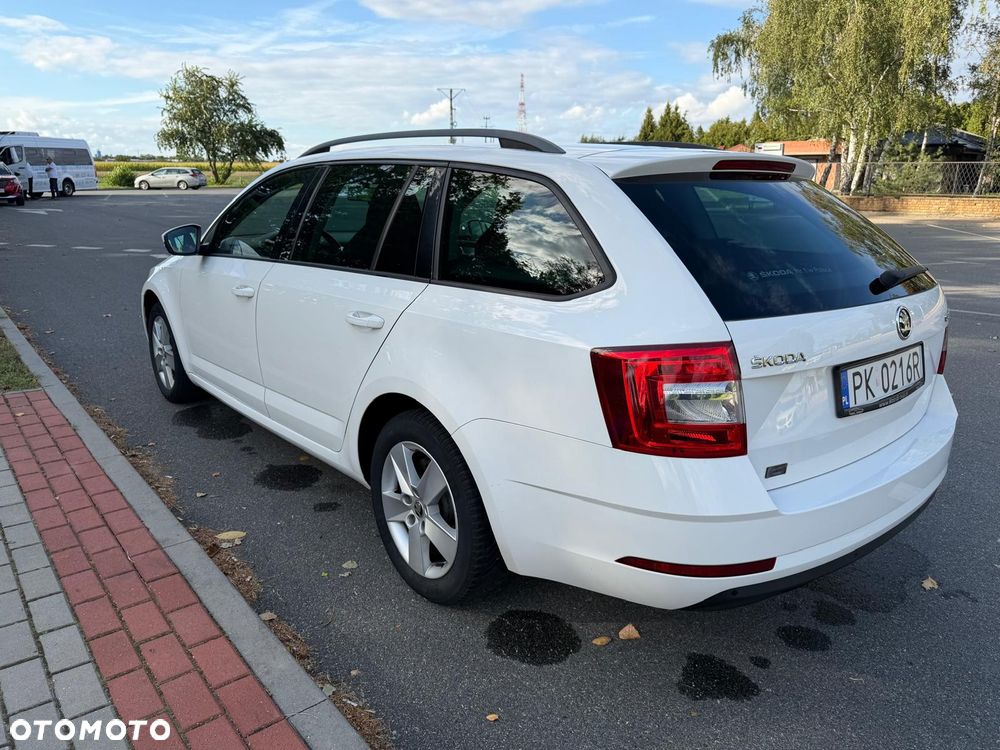 Skoda Octavia 1.6 TDI Ambition - 7