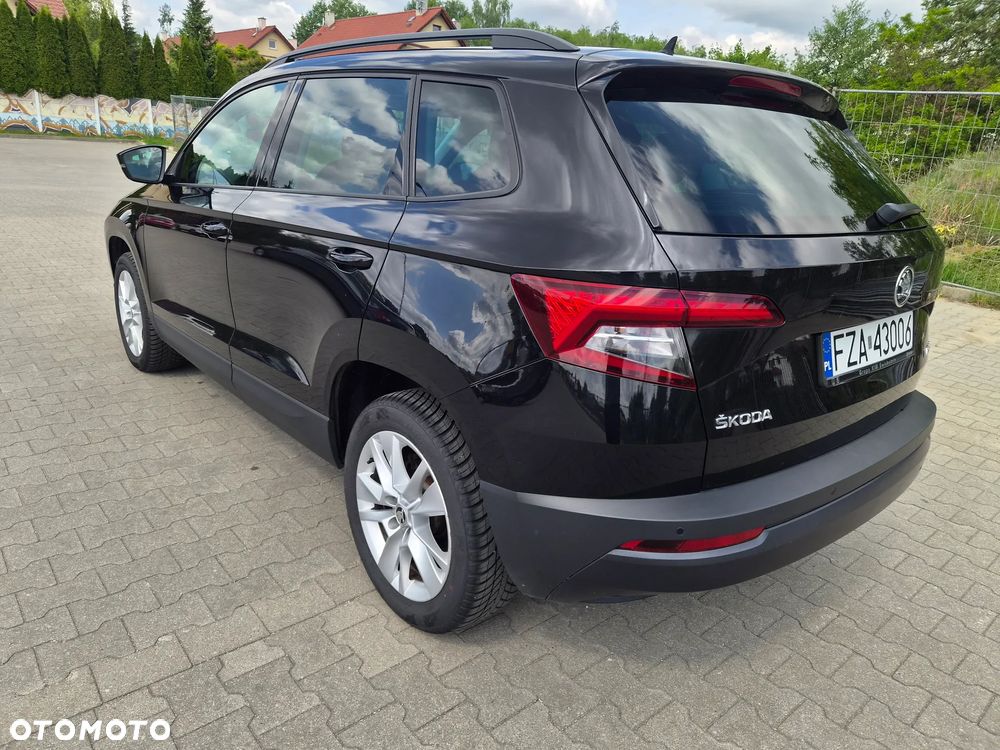 Skoda Karoq 1.5 TSI ACT 4x2 Ambition - 4