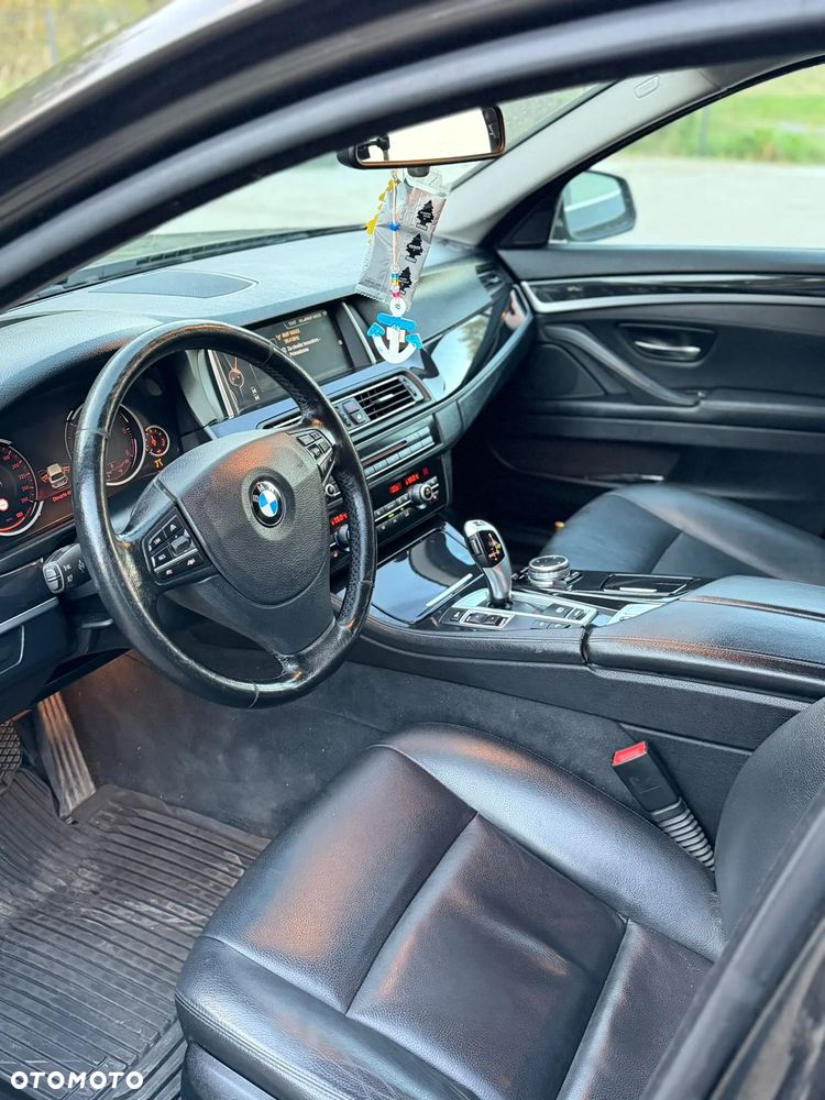 BMW Seria 5 520d Luxury Line - 7