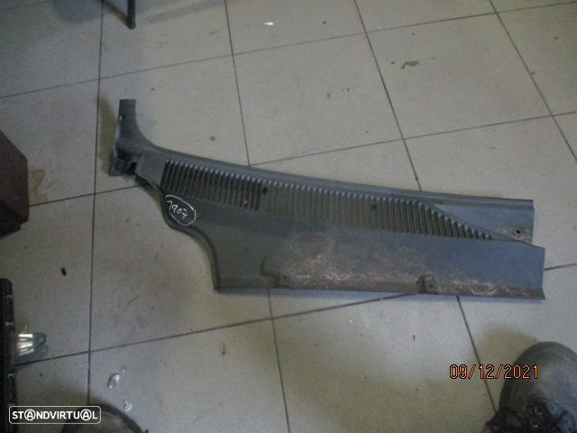 Grelha Friso 735279114 FIAT DOBLO 2010 DRT FIAT DOBLO CARGO 1 FASE 2 2009 1.9JTD 105CV 5P BRANCO FD TORPEDO - 1
