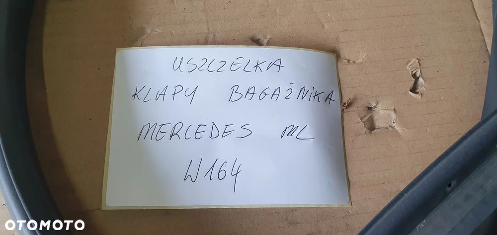 Uszczelka klapy bagażnika Mercedes ML W164 A1647400778 - 10