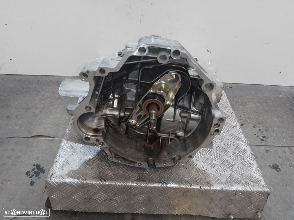 CAIXA DE VELOCIDADES AUDI A4 BERLINA B5 - 1