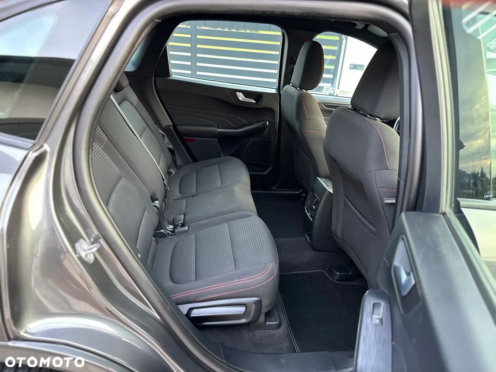 Ford Kuga 2.5 Duratec FHEV ST-LINE - 34