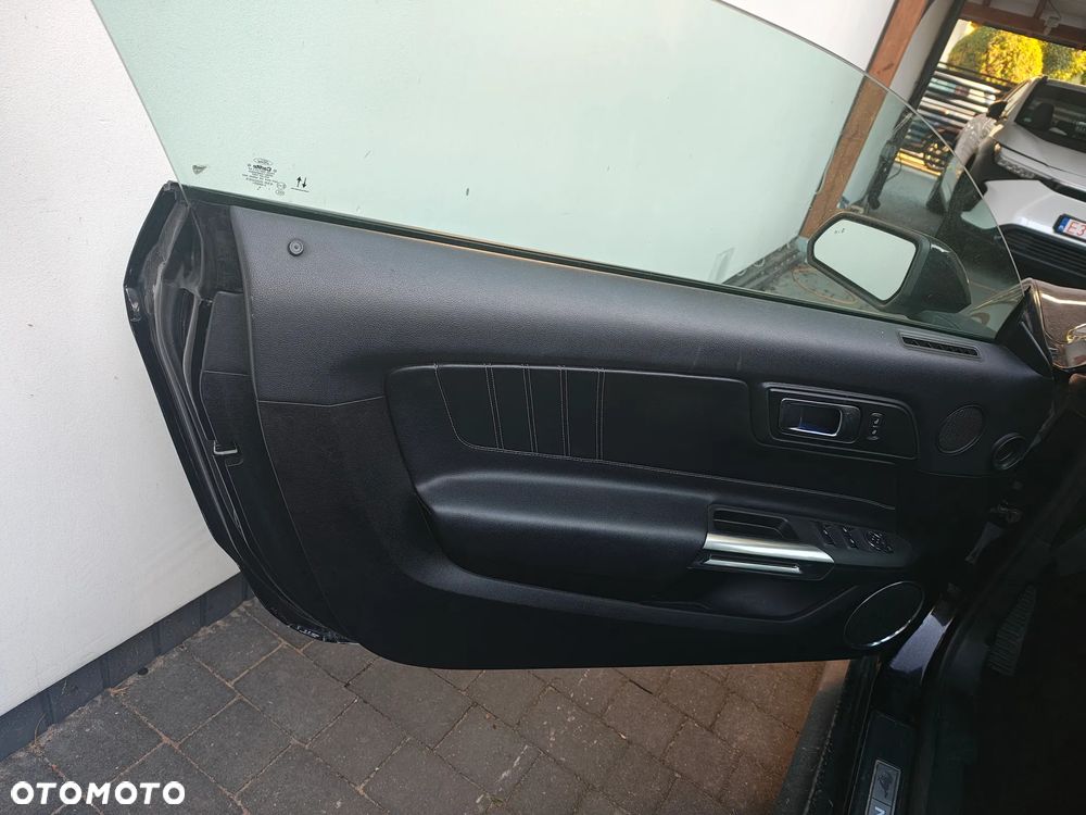 Ford Mustang 2.3 EcoBoost - 9