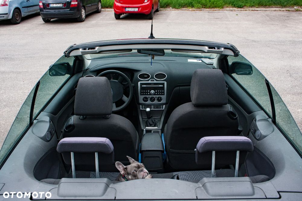 Ford Focus 1.6 16V Titanium - 10