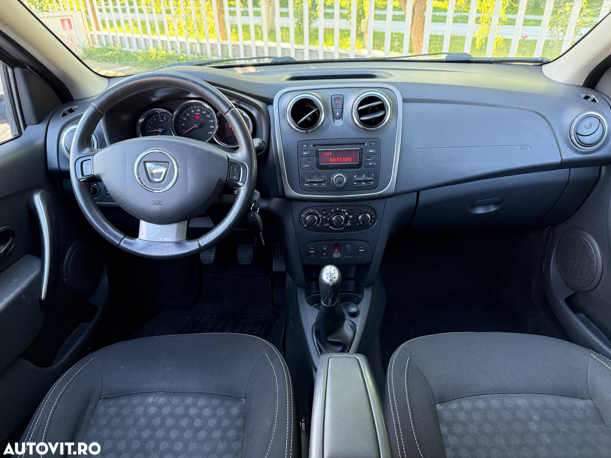 Dacia Logan 0.9 90CP Ambiance - 10