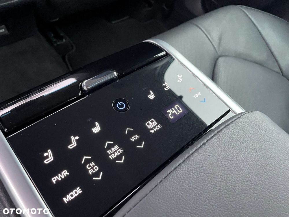 Toyota Camry 2.5 Hybrid Executive CVT - 15