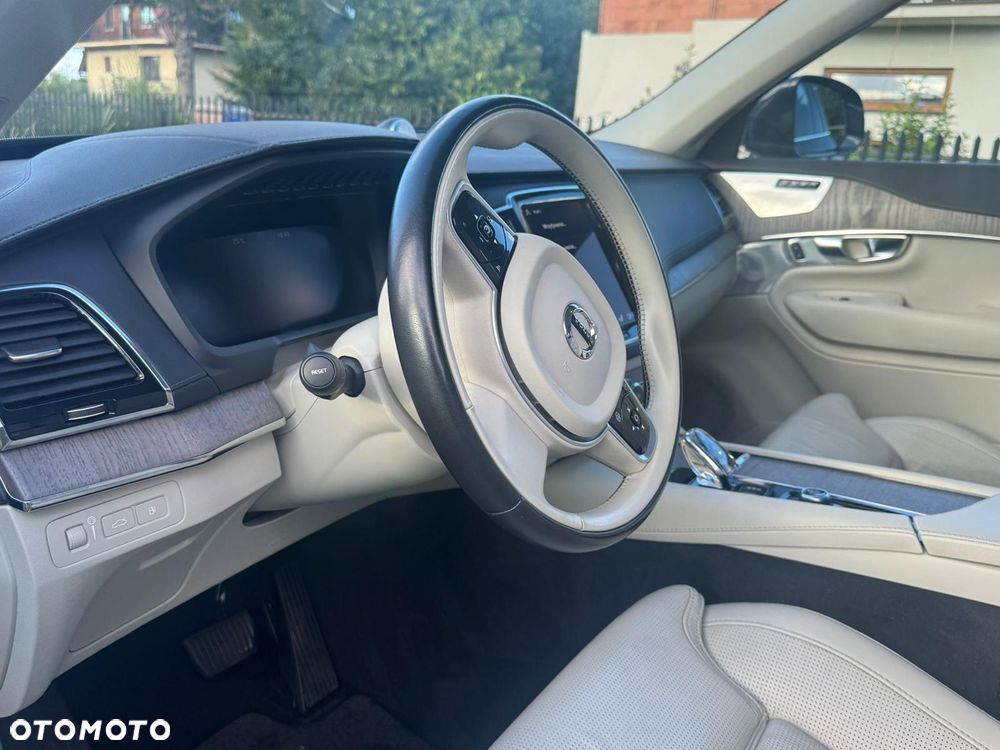 Volvo XC 90 T8 AWD Plug-In Hybrid Inscription 7os - 11